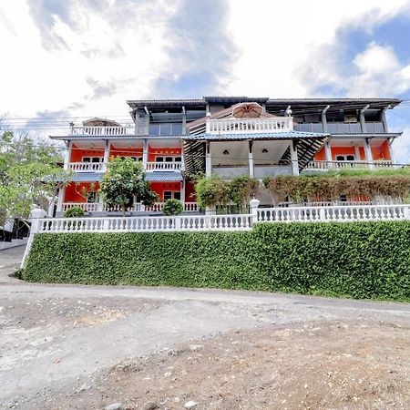 Adinda Beach Hotel And Villa Kretek Bagian luar foto