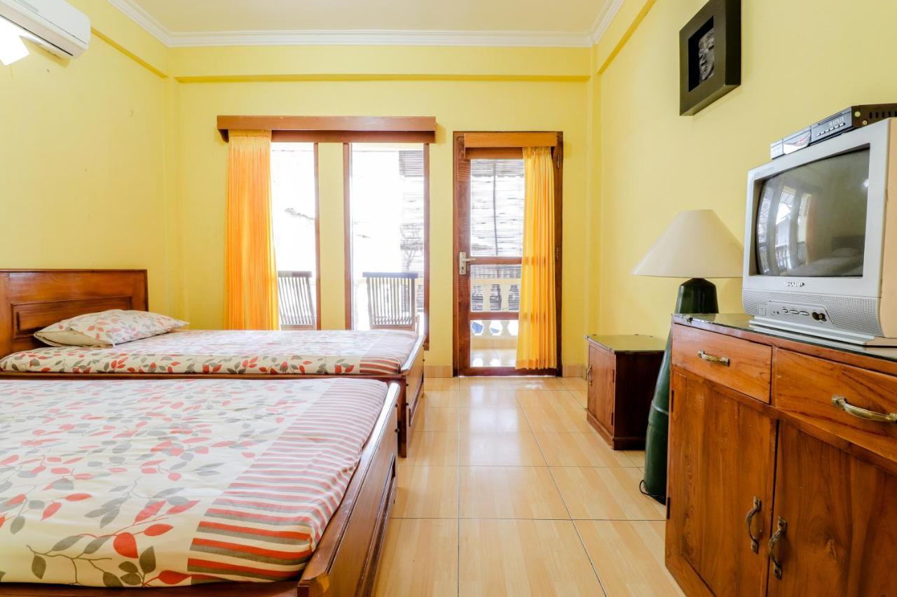 Adinda Beach Hotel And Villa Kretek Bagian luar foto